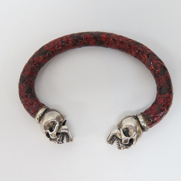 実際に弊社で買取させて頂いた【ギャラ付き】LEATHERS & TREASURES/レザーズアンドトレジャーズ スカル レザーバングルの画像 1枚目