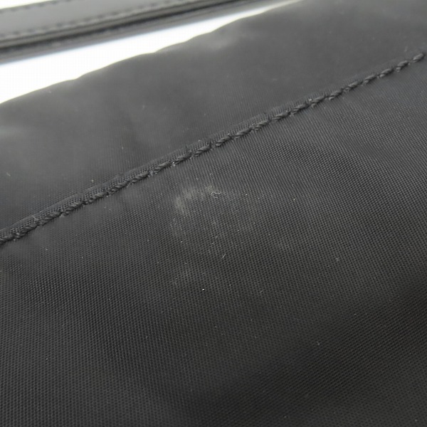 実際に弊社で買取させて頂いたGIVENCHY/ジバンシー スタッズ ナイロンクラッチバッグの画像 8枚目