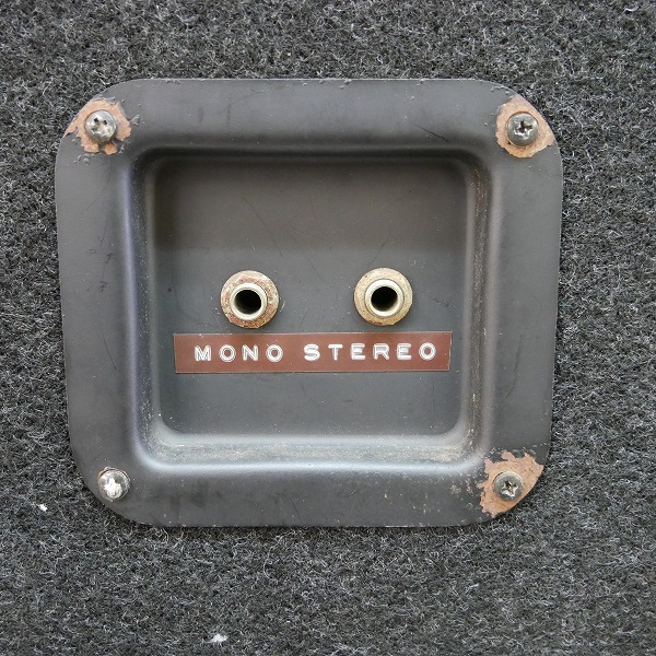 実際に弊社で買取させて頂いた★Electro-Harmonix/エレクトロハーモニックス 2×12 ギターアンプ キャビネットの画像 7枚目