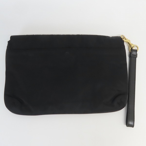 実際に弊社で買取させて頂いたGIVENCHY/ジバンシー スタッズ ナイロンクラッチバッグの画像 1枚目