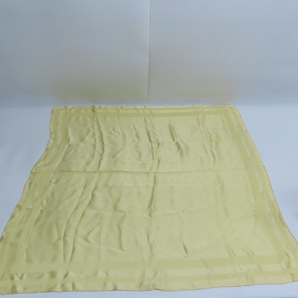 実際に弊社で買取させて頂いたChristian Dior/クリスチャンディオール ロゴ総柄 スカーフの画像 1枚目