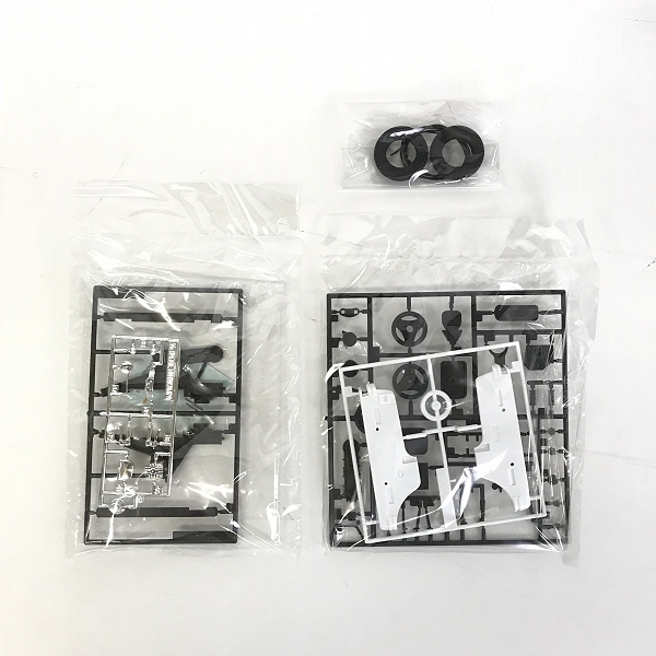 実際に弊社で買取させて頂いた【未組立】AOSHIMA/アオシマ 1/12スケール  HONDA MOTOCOMPO 81年式 プラモデルの画像 2枚目