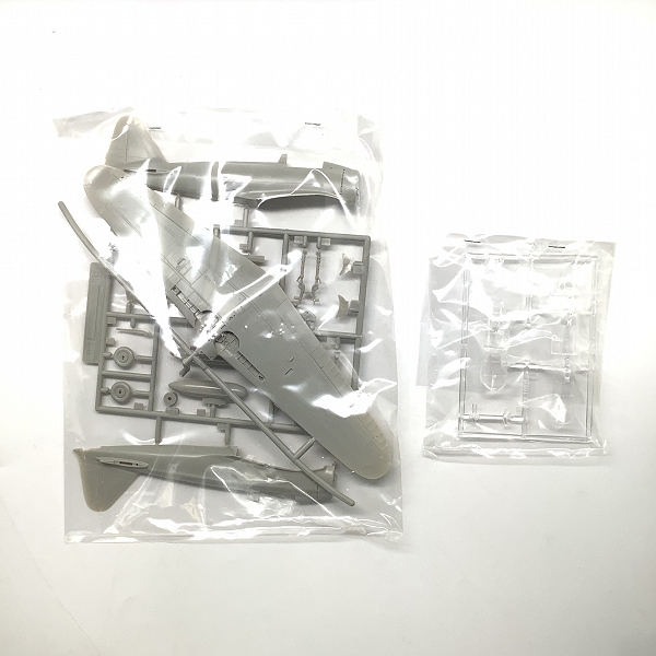 実際に弊社で買取させて頂いた【未組立】TAMIYA/タミヤ 1/48スケール 零戦二一型 MITSUBISHI A6M2 戦闘機 プラモデルの画像 2枚目