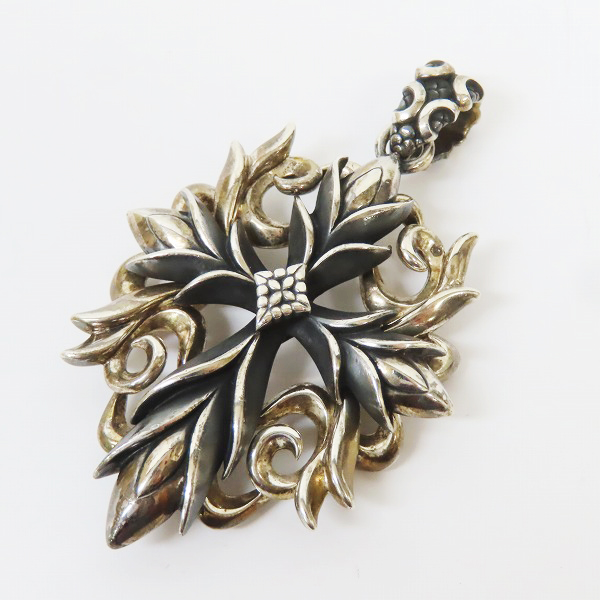 実際に弊社で買取させて頂いたBloody Mary/ブラッディマリー アンドロメダ ペンダント