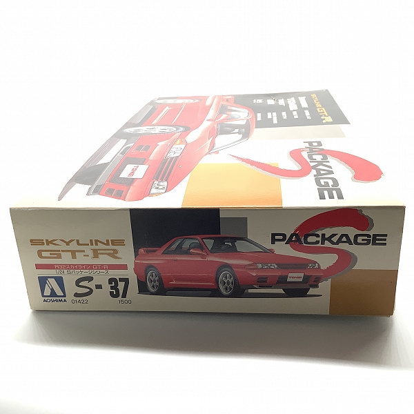 実際に弊社で買取させて頂いた【未組立】AOSHIMA/アオシマ 1/24スケール 日産 SKYLINE GT-R Sパッケージシリーズ S-37 乗用車 プラモデルの画像 5枚目