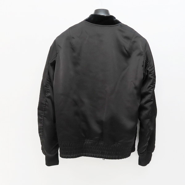 実際に弊社で買取させて頂いた【JPタグ】EMPORIO ARMANI/エンポリオアルマーニ ロゴ刺繍 リバーシブルボンバージャケット 6Z1BP7 1NGLZ/46の画像 1枚目