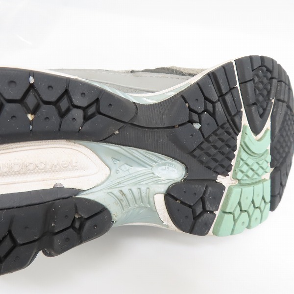 実際に弊社で買取させて頂いたNew Balance/ニューバランス アトモス別注 スニーカー M2002RAT/25の画像 6枚目