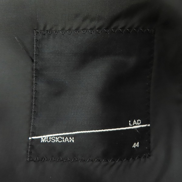 実際に弊社で買取させて頂いたLAD MUSICIAN/ラッドミュージシャン 19AW 花柄/フラワー プリント ウールギャバジン ロングジャケット 2219-317/44の画像 2枚目