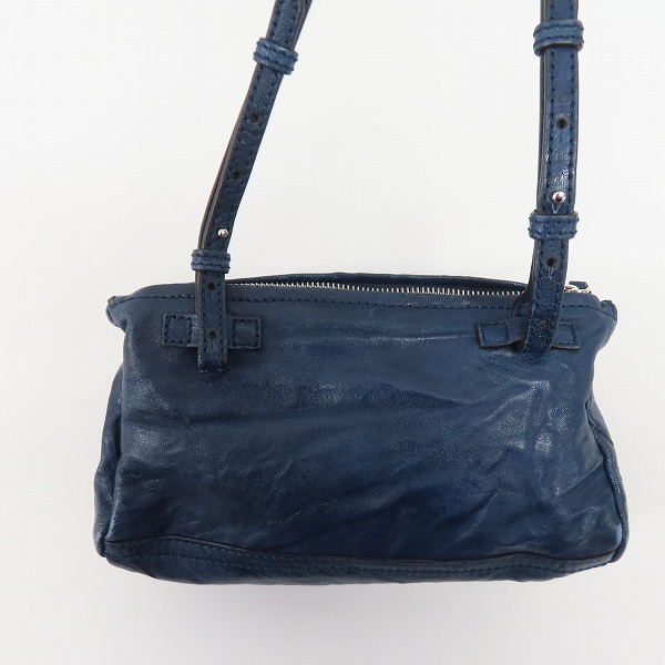 実際に弊社で買取させて頂いたGIVENCHY/ジバンシィ PANDORA/パンドラ ロゴプレート レザーショルダーバッグの画像 1枚目