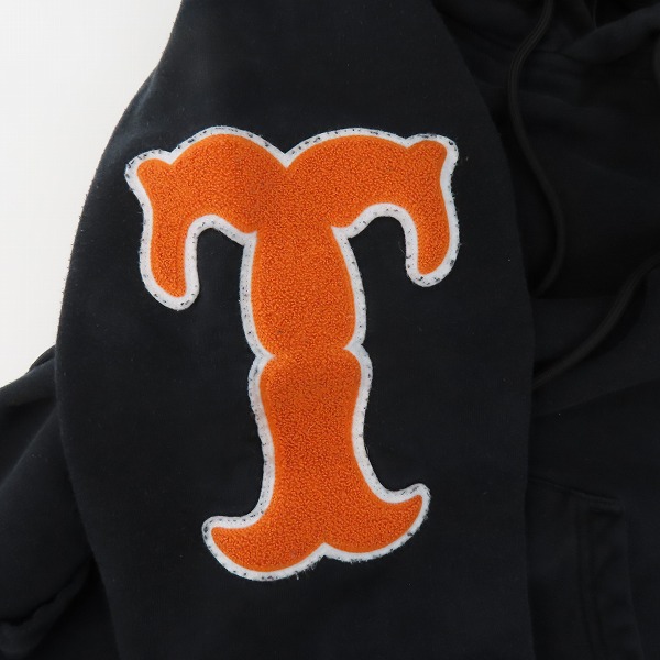 実際に弊社で買取させて頂いたBURBERRY/バーバリー 21AW アームロゴ刺繍 スウェットプルオーバーパーカー 8042699/XLの画像 8枚目