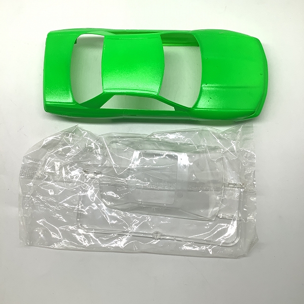 実際に弊社で買取させて頂いた【未組立】AOSHIMA/アオシマ 1/24スケール 日産 SKYLINE GT-R Sパッケージシリーズ S-37 乗用車 プラモデルの画像 4枚目