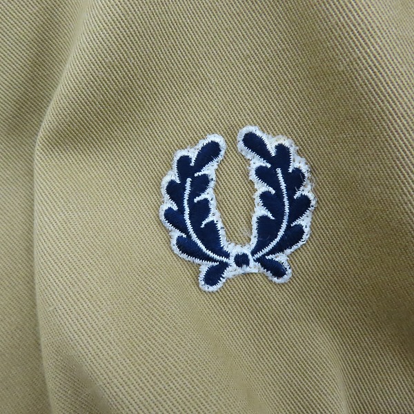 実際に弊社で買取させて頂いたFRED PERRY/フレッドペリー ジップアップ ジャケット/ブルゾン J5326/XSの画像 5枚目