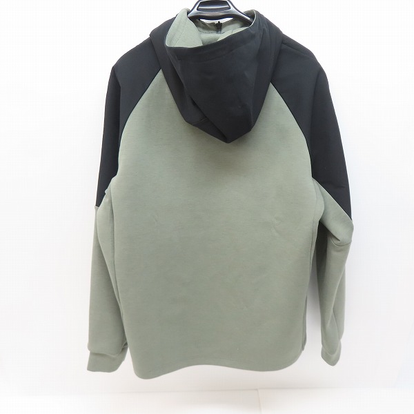 実際に弊社で買取させて頂いた【未使用】CANTERBURY/カンタベリー ダフテックエアージャケット トレーニングウェア RP43105B/4Lの画像 1枚目