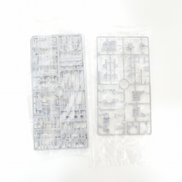 実際に弊社で買取させて頂いた【未組立】Aoshima/アオシマ 1/700 ウォーターラインシリーズ ドイツ海軍 戦艦 ビスマルク プラモデルの画像 3枚目