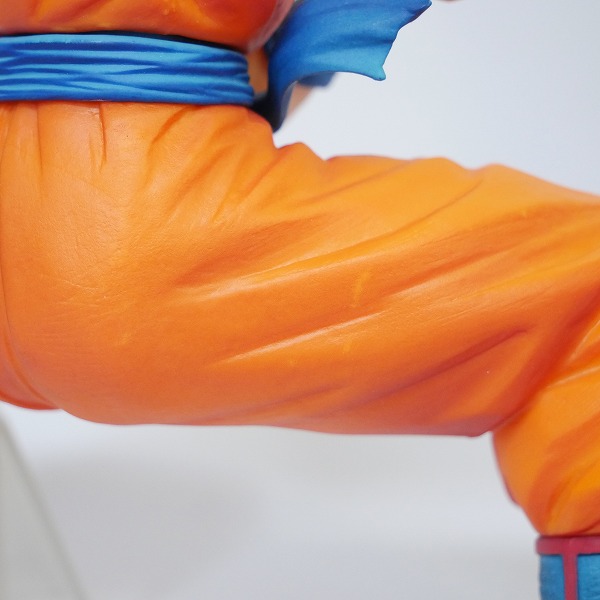 実際に弊社で買取させて頂いた一番くじ ドラゴンボール ULTIMATE VARIATION A賞 ぼくらの悟空NO.1 超サイヤ人孫悟空/B賞 身勝手の極意 フィギュア 2点セットの画像 3枚目