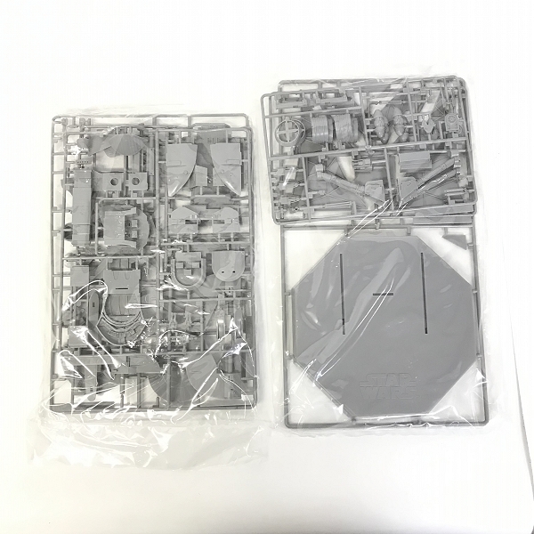 実際に弊社で買取させて頂いた【未組立】FineMolds/ファインモールド 1/72 SLAVEⅠ/スレーブ1 ジャンゴフェットVer. STAR WARS/スターウォーズ プラモデルの画像 3枚目