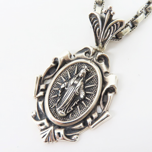 実際に弊社で買取させて頂いた【ギャラ付】LEATHERS & TREASURES/レザーズアンドトレジャーズ ハーフエングレイブリンクチェーン/マリアデザインペンダントの画像 1枚目