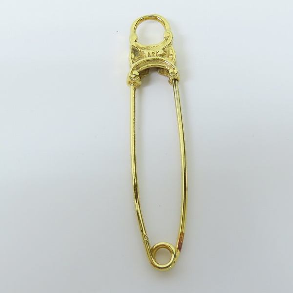 実際に弊社で買取させて頂いたCELINE/セリーヌ ロゴ 安全ピンバッジの画像 2枚目