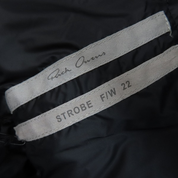 実際に弊社で買取させて頂いたRICK OWENS/リックオウエンス 22AW ダウンジャケット GIMP JKT BLK RU02B2707-NZD4/44の画像 2枚目