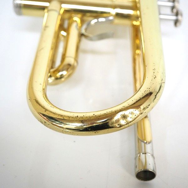 実際に弊社で買取させて頂いた【ジャンク】YAMAHA/ヤマハ YTR-2320E/YTR2320E トランペット ゴールド ハードケース付の画像 8枚目