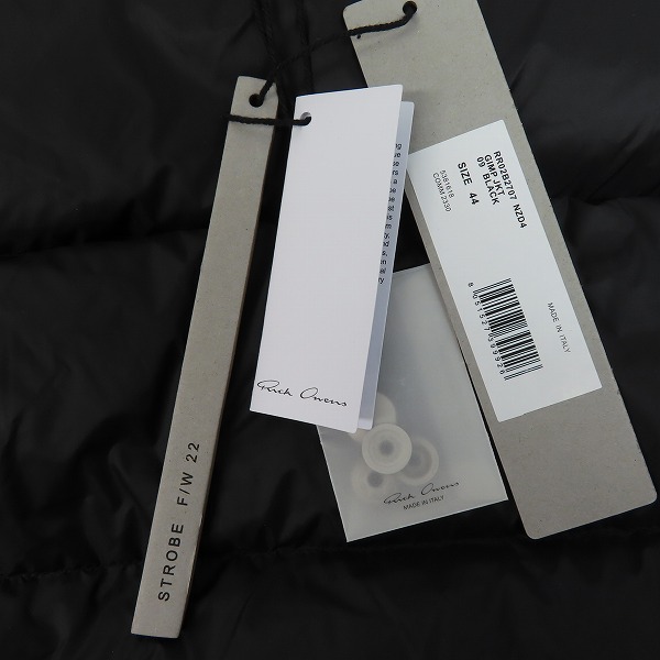 実際に弊社で買取させて頂いたRICK OWENS/リックオウエンス 22AW ダウンジャケット GIMP JKT BLK RU02B2707-NZD4/44の画像 7枚目