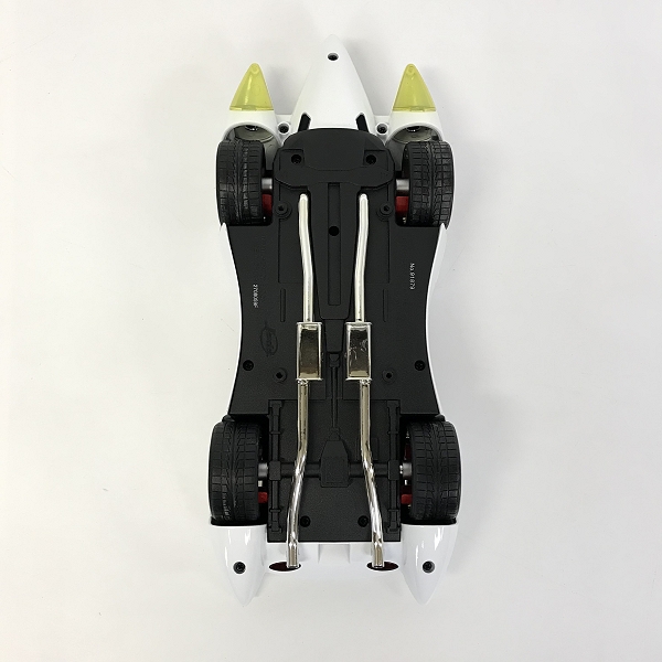 実際に弊社で買取させて頂いた【箱無し】Jada/ジャダ 1/18 SPEED RACER/スピードレーサー マッハ5 MACH5 ダイキャストミニカーの画像 3枚目