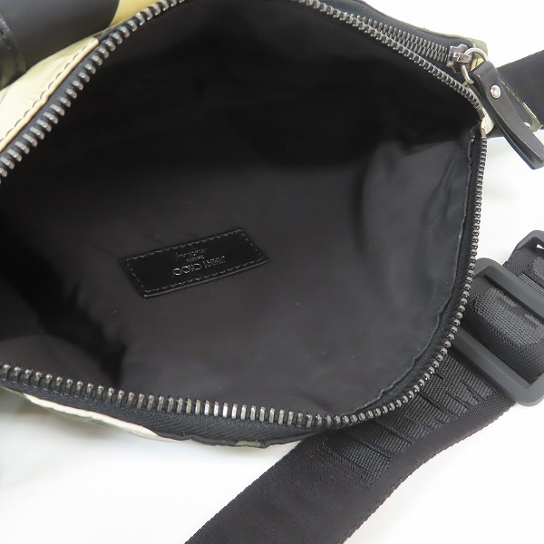 実際に弊社で買取させて頂いたJIMMY CHOO/ジミーチュウ ORION ARMY MIX カモフラ ボディバッグ/ウエストバッグの画像 4枚目