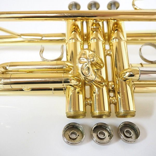 実際に弊社で買取させて頂いた【ジャンク】YAMAHA/ヤマハ YTR-2320E/YTR2320E トランペット ゴールド ハードケース付の画像 5枚目