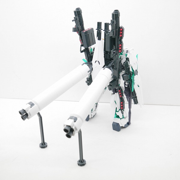 実際に弊社で買取させて頂いた【完成品/ジャンク扱い】バンダイ HG 1/144 フルアーマー・ユニコーンガンダム（デストロイモード）/UC/ガンプラの画像 4枚目
