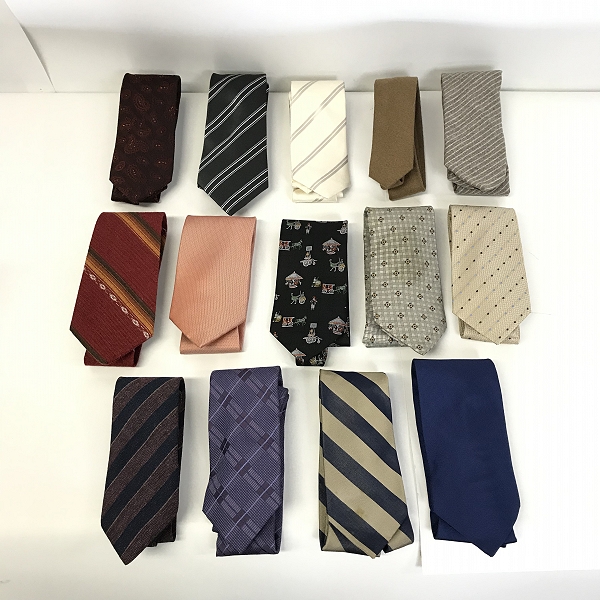 実際に弊社で買取させて頂いた【おまとめ品】ジョルジオアルマーニ/ユナイテッドアローズ/麻布テーラー 等 ネクタイ