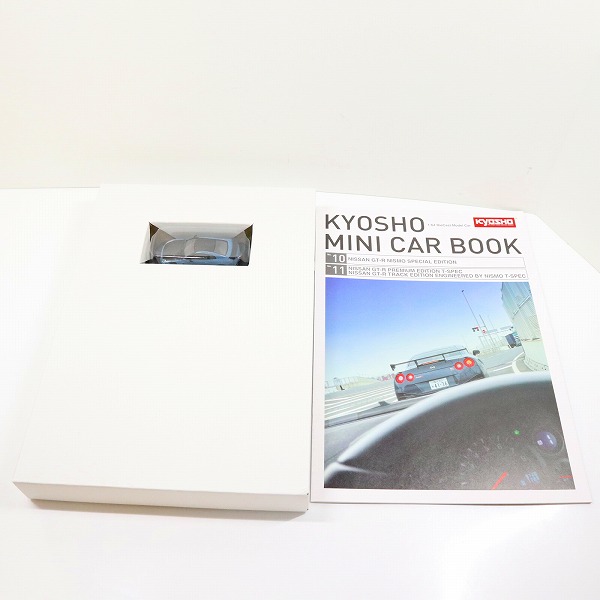 実際に弊社で買取させて頂いた【内箱未開封】京商 1/64 NISSAN GT-R ニスモ スペシャルエディション ミニカーの画像 5枚目