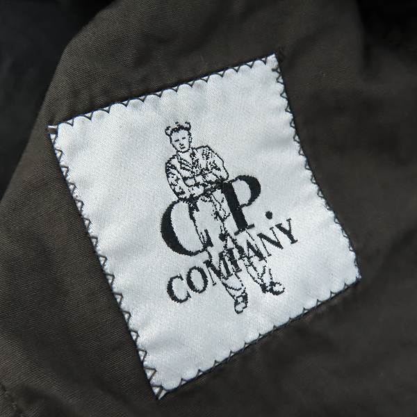 実際に弊社で買取させて頂いたC.P.COMPANY/シーピーカンパニー ゴーグル ジャケット/46の画像 2枚目