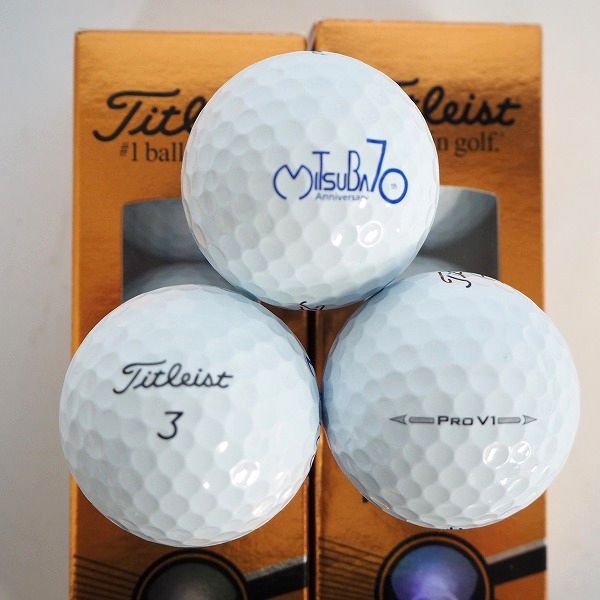 実際に弊社で買取させて頂いた【未使用/オウンネーム】TTitleist/タイトリスト PRO V1 2種類 ゴルフボール ホワイト  18個の画像 1枚目