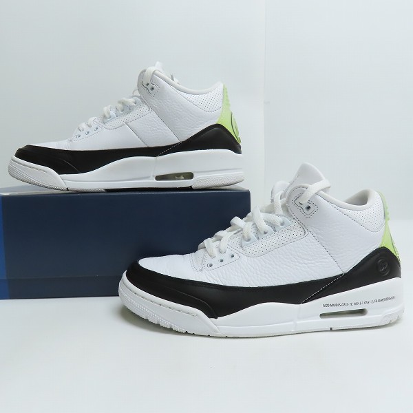 実際に弊社で買取させて頂いたFRAGMENT DESIGN×NIKE/フラグメントデザイン×ナイキ AIR JORDAN 3 エアジョーダン3 ホワイト/ブラック DA3595-100/27の画像 3枚目