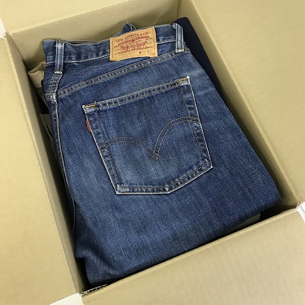 実際に弊社で買取させて頂いた【おまとめ品】リーバイス/ジャーナルスタンダード/コンバース 他 デニムパンツ/長袖シャツ/Tシャツ 等