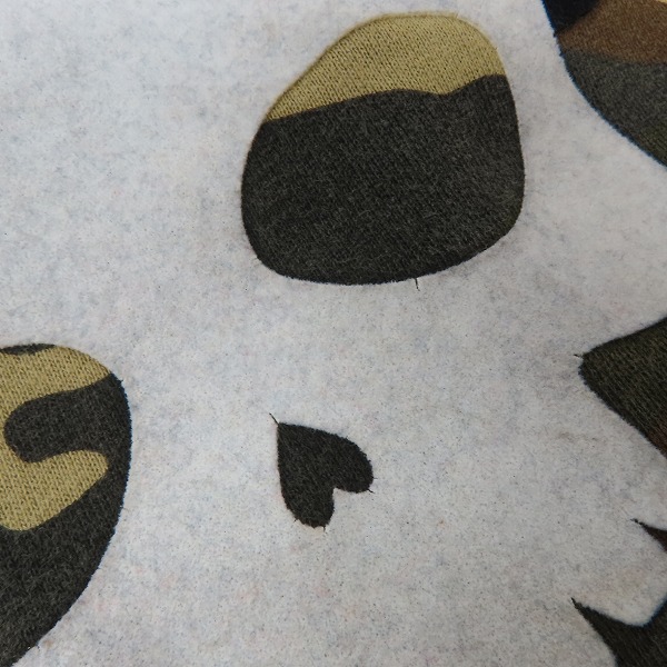 実際に弊社で買取させて頂いたHYDROGEN/ハイドロゲン カモフラ ヘッドホンスカル ダメージ加工 プルオーバーパーカー /XSの画像 7枚目