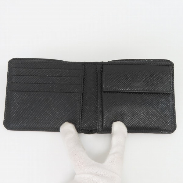 実際に弊社で買取させて頂いた【難有】PRADA/プラダ サフィアーノ 二つ折り 財布の画像 4枚目