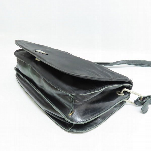 実際に弊社で買取させて頂いた【難有り】PRADA/プラダ スクエアショルダーバック B6762の画像 3枚目