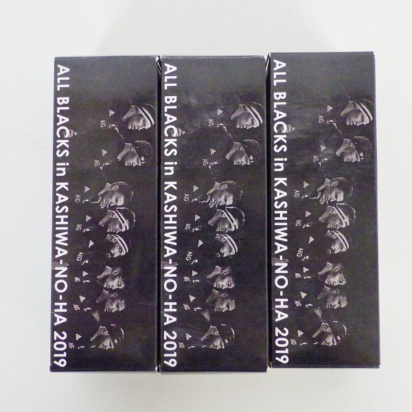 実際に弊社で買取させて頂いた【未使用/オウンネーム】Titleist/タイトリスト PRO V1 ゴルフボール ホワイト 3スリーブ 