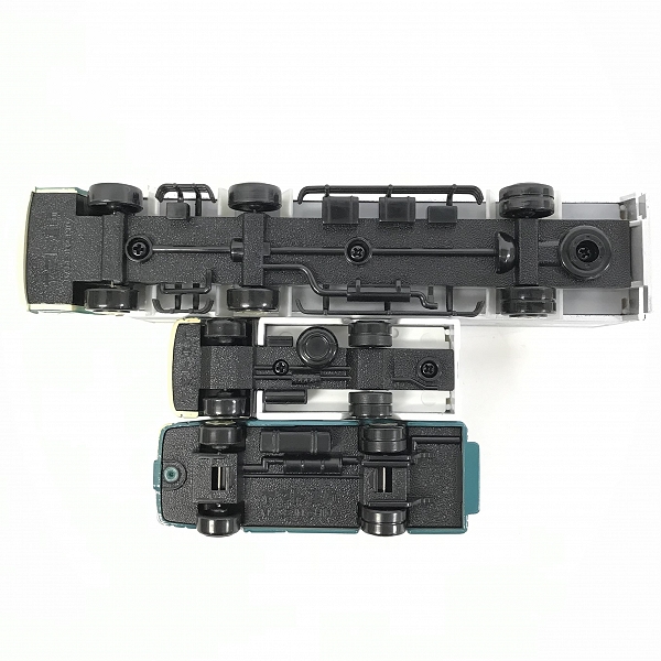 実際に弊社で買取させて頂いたクロネコヤマト ウォークスルーW号車/クール宅急便車/大型トラック10t車 3点セットの画像 5枚目