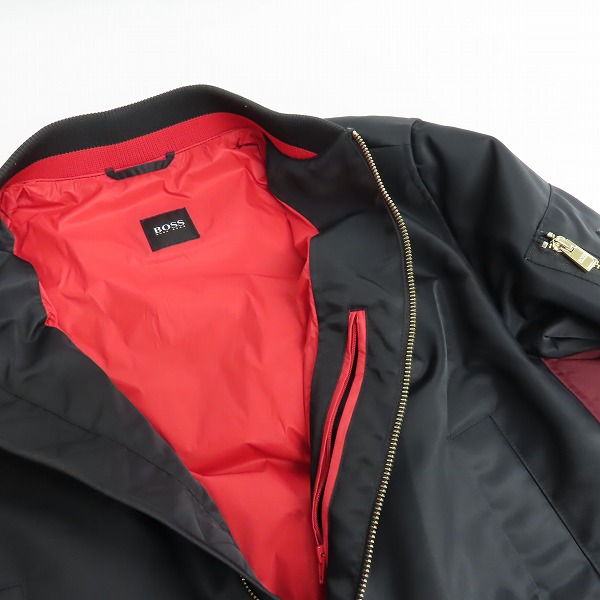 実際に弊社で買取させて頂いたHUGO BOSS/ヒューゴボス ボンバージャケット MA-1 ブラック/46Aの画像 6枚目