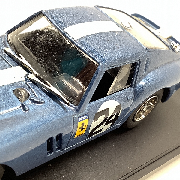 実際に弊社で買取させて頂いたBANG/バン FERRARI 250 GTO SEBRING 62 ミニカー 1/43の画像 7枚目