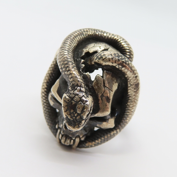 実際に弊社で買取させて頂いたCRAZY PIG DESIGNS/クレイジーピッグ スカル＆スネークリング 18.5-20号