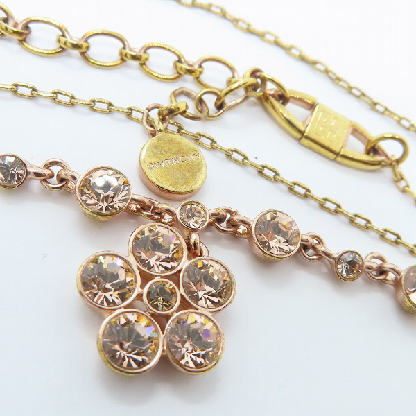 実際に弊社で買取させて頂いたGIVENCHY/ジバンシィ フラワーモチーフ ネックレス