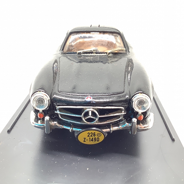 実際に弊社で買取させて頂いたBANG/バン MERCEDES 300 SL GULLWING 55 ミニカー 1/43の画像 3枚目
