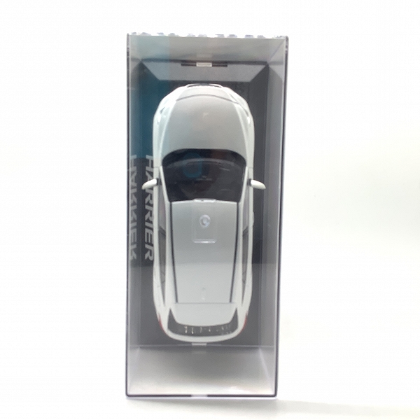 実際に弊社で買取させて頂いた【未開封】TOYOTA/トヨタ 1/30 HARRIER ハリアー ホワイトパール クリスタルシャイン ミニカーの画像 4枚目