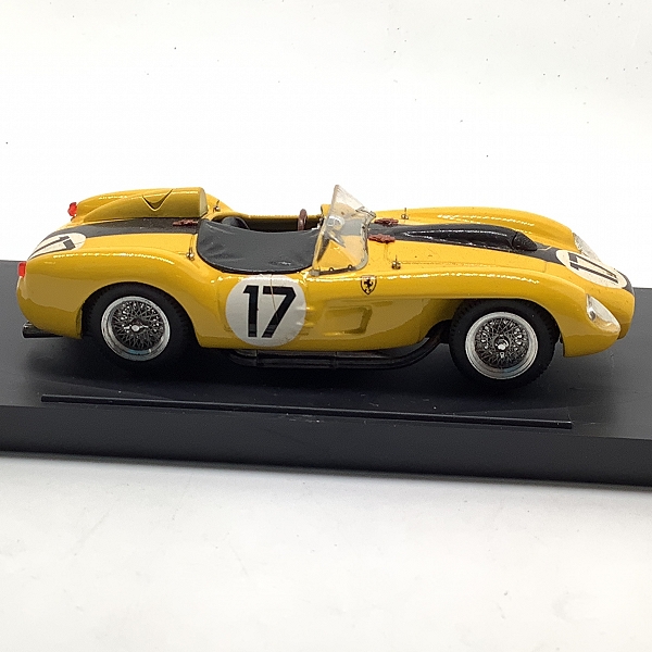 実際に弊社で買取させて頂いたBANG/バン FERRARI 250 TR LE MAN 58 ミニカー BLK/YLW 1/43の画像 5枚目