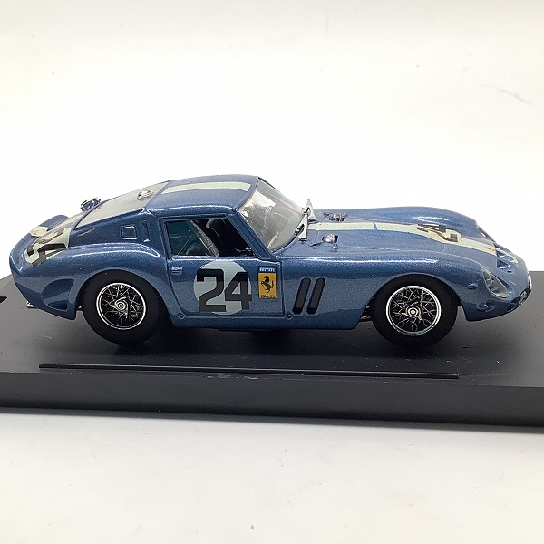 実際に弊社で買取させて頂いたBANG/バン FERRARI 250 GTO SEBRING 62 ミニカー 1/43の画像 5枚目