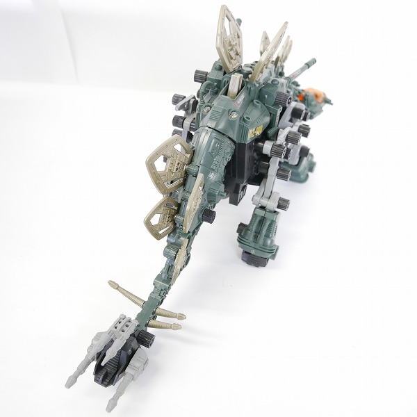 実際に弊社で買取させて頂いた【完成品/ジャンク】TOMY/トミー ZOIDS/ゾイド 1/72 ゴルドス ステゴサウルス型/プラモデルの画像 3枚目