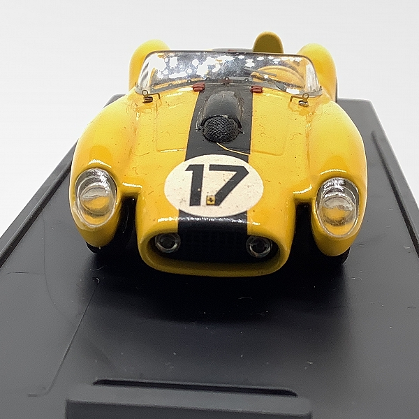 実際に弊社で買取させて頂いたBANG/バン FERRARI 250 TR LE MAN 58 ミニカー BLK/YLW 1/43の画像 3枚目